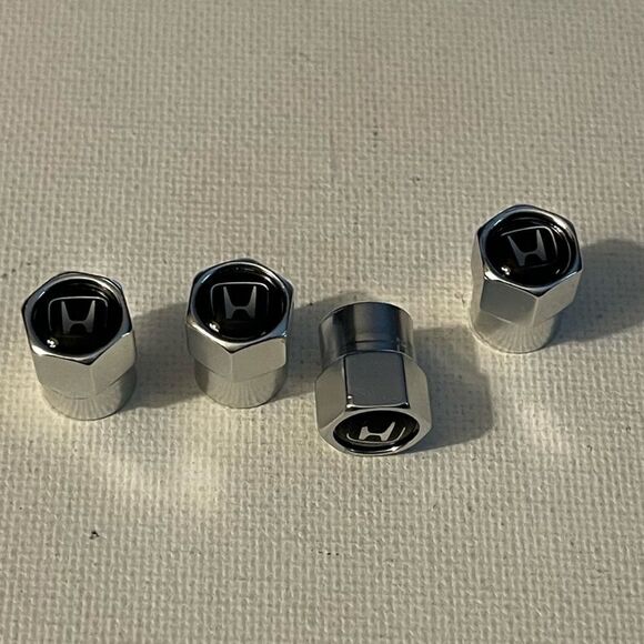 Honda Logo valve Stem caps in Silver set of 4 NWT - Picture 3 of 4